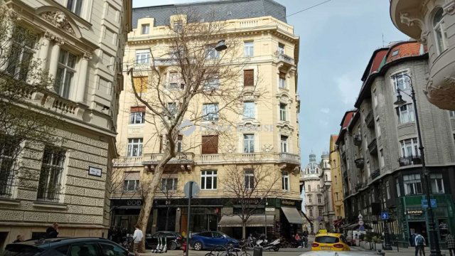 Eladó téglalakás, Budapesten, V. kerületben 296 M Ft, 3 szobás