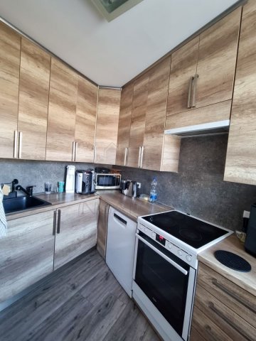 Eladó téglalakás, Szombathelyen 95 M Ft, 4 szobás