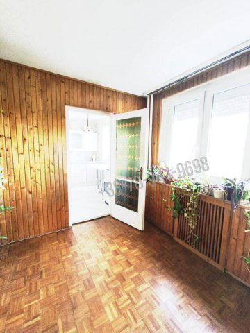 Eladó panellakás, Budapesten, III. kerületben 81.7 M Ft, 3 szobás