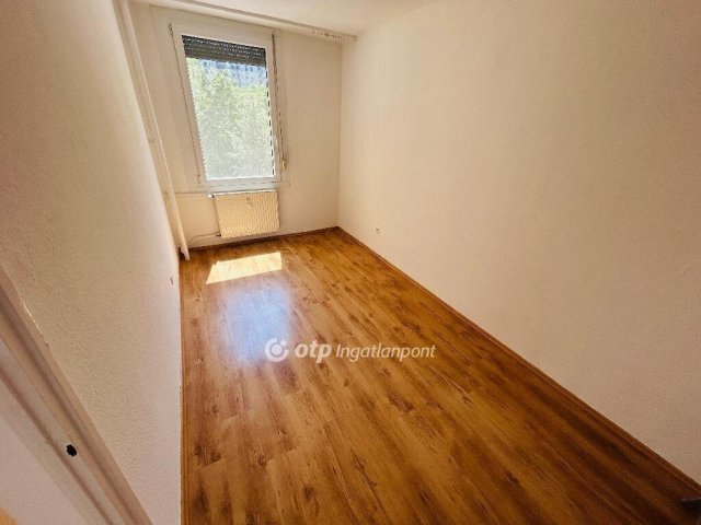 Eladó téglalakás, Budapesten, VIII. kerületben 85 M Ft, 3 szobás