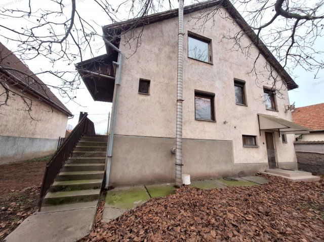 Eladó családi ház, Zagyvaszántón 44.9 M Ft, 4+1 szobás