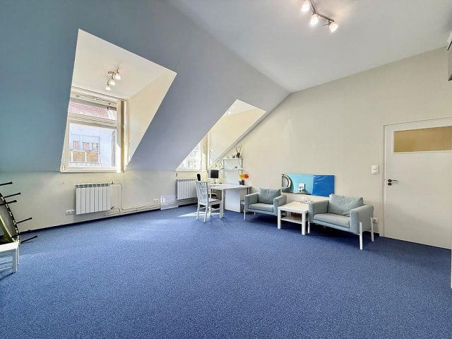 Eladó téglalakás, Budapesten, II. kerületben 150 M Ft, 3 szobás