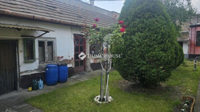 Eladó családi ház, Budapesten, XX. kerületben 22.5 M Ft