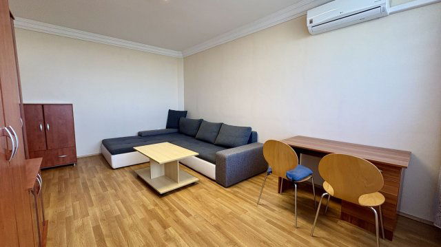 Kiadó panellakás, albérlet, Debrecenben 220 E Ft / hó, 2 szobás