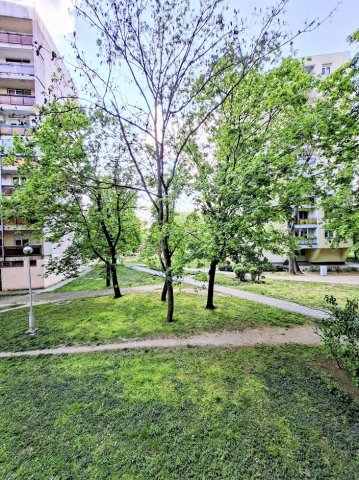 Eladó téglalakás, Debrecenben, Viola utcában 68.9 M Ft, 2 szobás