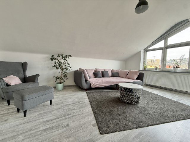 Eladó téglalakás, Pécsett 70 M Ft, 4 szobás