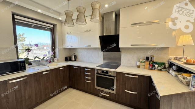 Eladó családi ház, Kecskeméten 149.9 M Ft, 4 szobás