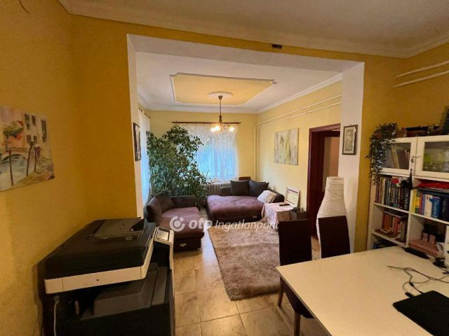 Eladó családi ház, Szalkszentmártonon 39.9 M Ft, 4 szobás