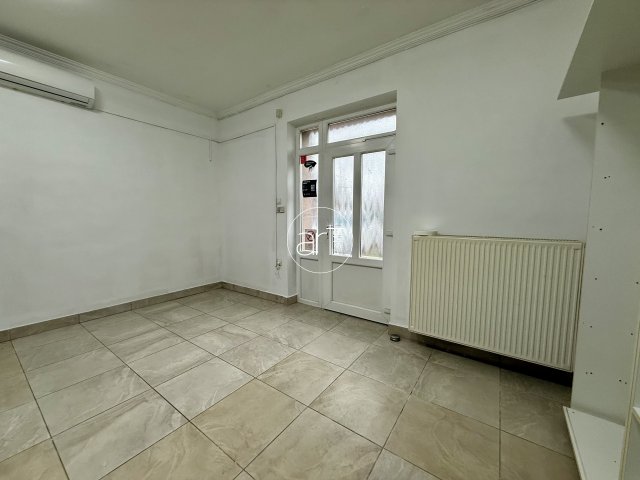 Kiadó üzlethelyiség, Szegeden, Szabadkai úton 140 E Ft / hó