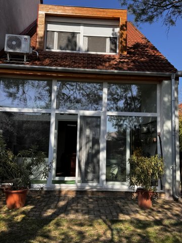 Eladó sorház, Pécsett, Kispiricsizma dűlőn 114.9 M Ft, 3 szobás