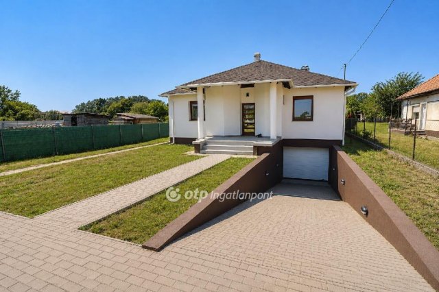 Eladó családi ház, Szigetbecsén 109.9 M Ft, 5 szobás