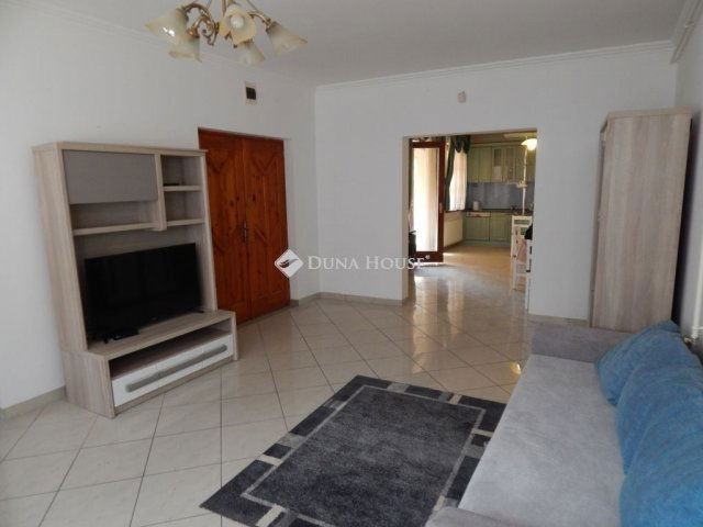 Eladó családi ház, Kecskeméten 115 M Ft, 6 szobás