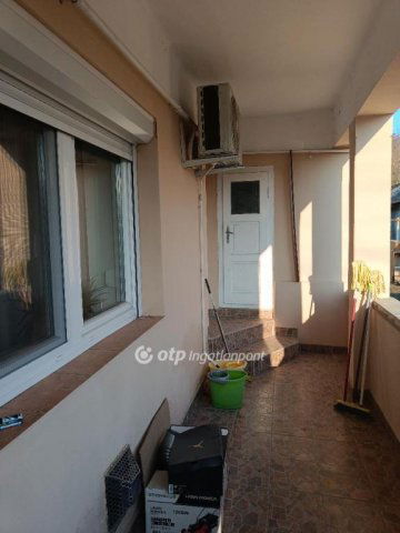 Eladó családi ház, Rózsaszentmártonon 17 M Ft, 2 szobás