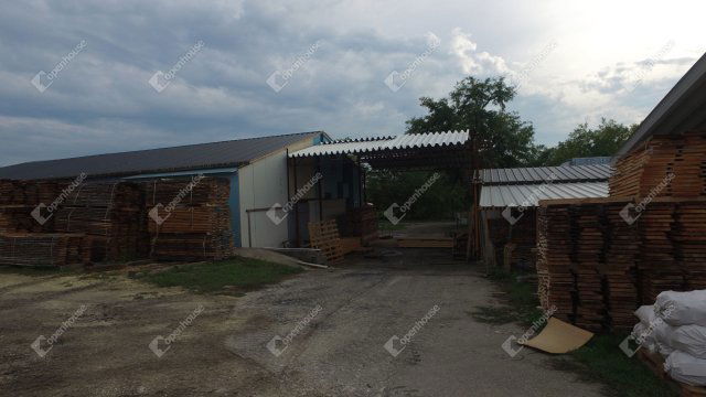 Eladó ipari ingatlan, Monoron 390 M Ft / költözzbe.hu