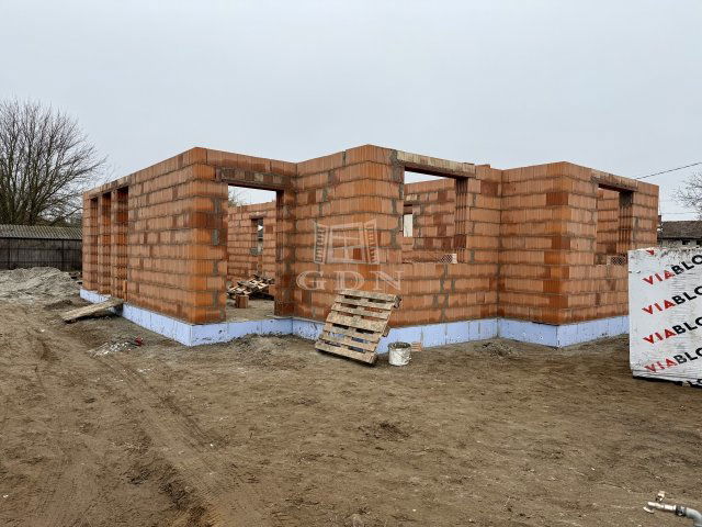 Eladó családi ház, Sülysápon 77.9 M Ft, 5 szobás