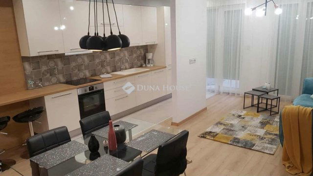 Kiadó ikerház, albérlet, Debrecenben 595 E Ft / hó, 4 szobás