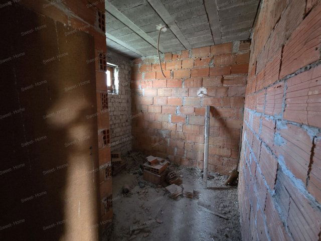 Eladó családi ház, Orgoványon 20 M Ft, 3 szobás