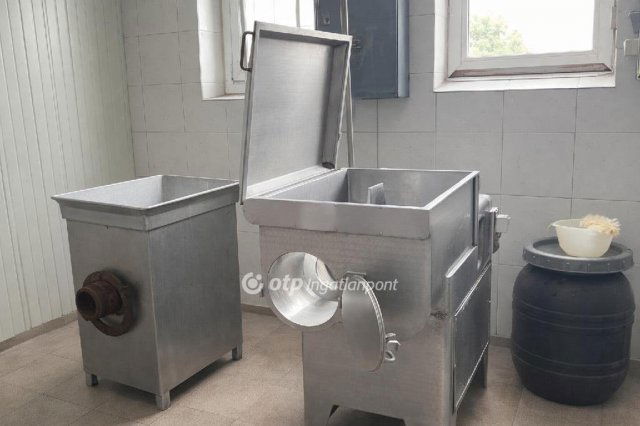 Eladó ipari ingatlan, Füzesabonyban 69.9 M Ft