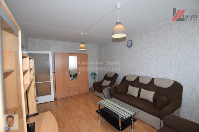 Kiadó panellakás, albérlet, Debrecenben 170 E Ft / hó, 2 szobás