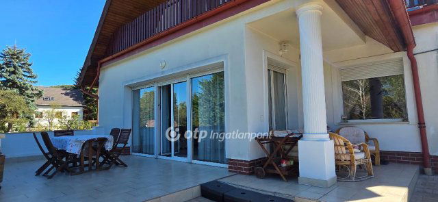 Eladó családi ház, Budakeszin 498.7 M Ft, 6 szobás
