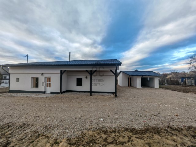 Eladó családi ház, Esztergomban 52 M Ft, 3 szobás