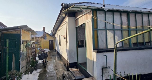 Eladó családi ház, Szigethalmon 46 M Ft, 5+3 szobás