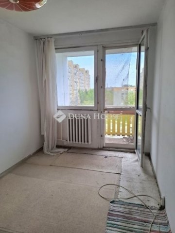 Eladó panellakás, Szegeden 51.651 M Ft, 3 szobás