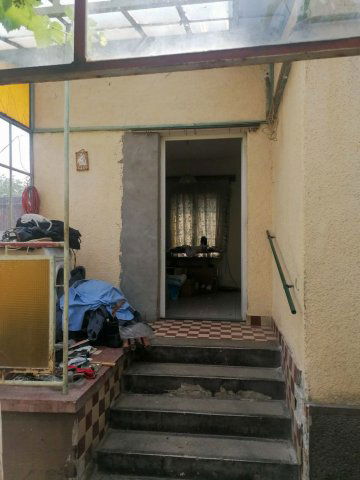 Eladó családi ház, Szegeden 37 M Ft, 3 szobás