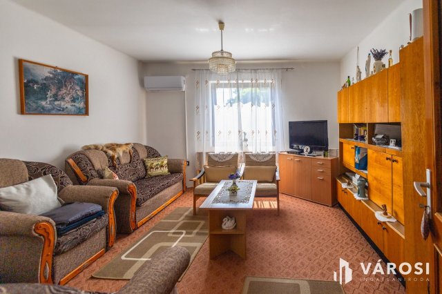 Eladó családi ház, Székkutason 43.5 M Ft, 4 szobás