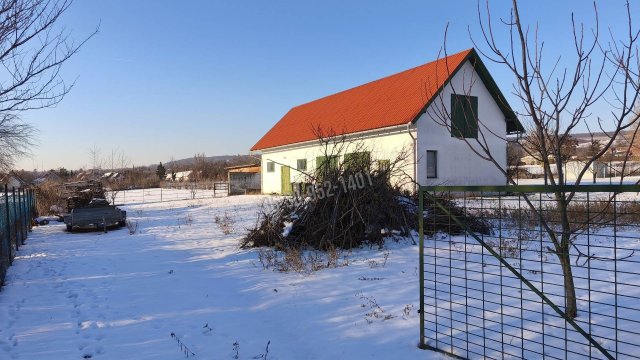 Eladó mezogazdasagi ingatlan, Tökön 179 M Ft