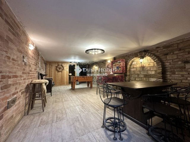 Eladó családi ház, Taksonyon 249 M Ft, 4 szobás