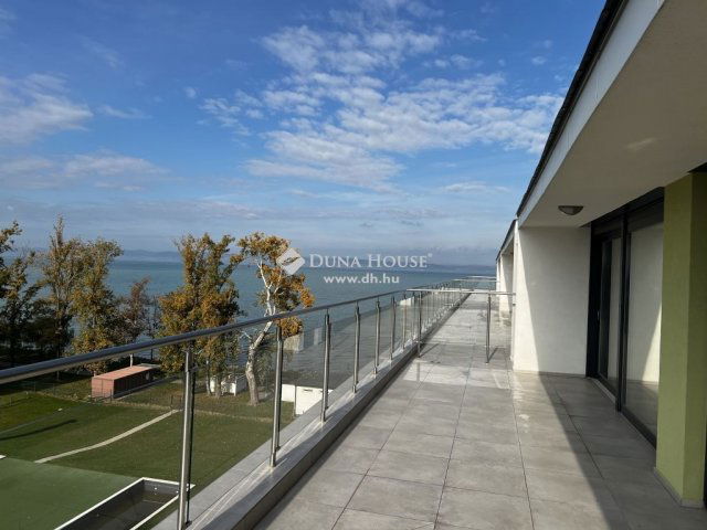 Eladó téglalakás, Siófokon 171.483 M Ft, 3 szobás