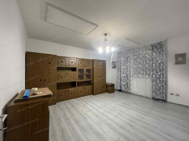 Kiadó téglalakás, albérlet, Tatabányán 130 E Ft / hó