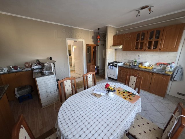 Eladó téglalakás, Hévízen 61.999 M Ft, 2 szobás