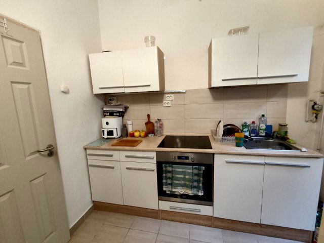 Eladó téglalakás, Budapesten, VIII. kerületben 66 M Ft, 3 szobás