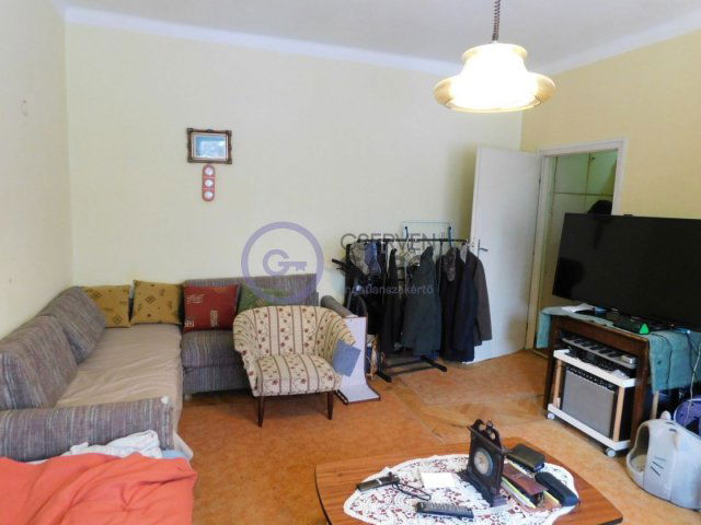 Eladó téglalakás, Debrecenben 36.9 M Ft, 1 szobás