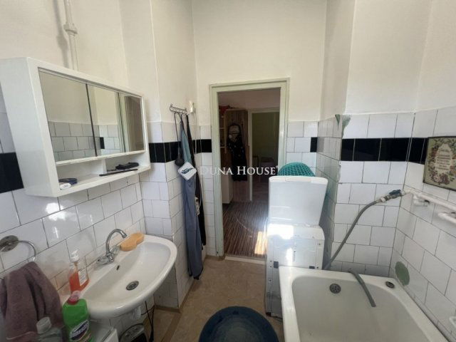 Eladó családi ház, Tiszaszigeten 45 M Ft, 2 szobás