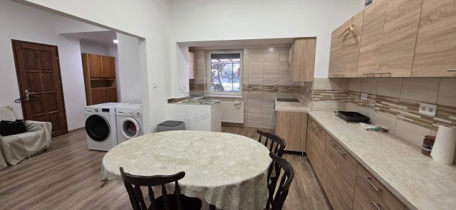 Eladó családi ház, Dunaújvárosban 69.9 M Ft, 3 szobás