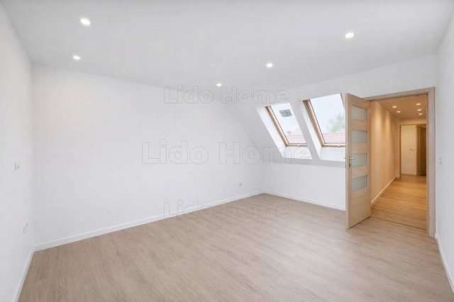 Eladó téglalakás, Balatonberényben 79 M Ft, 3 szobás