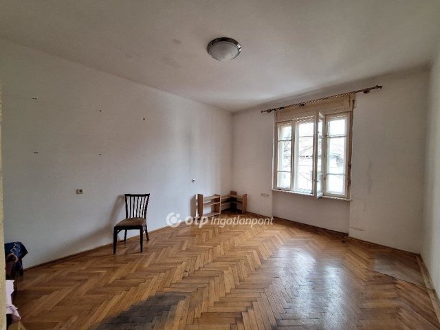 Eladó téglalakás, Budapesten, X. kerületben 36.9 M Ft, 1 szobás