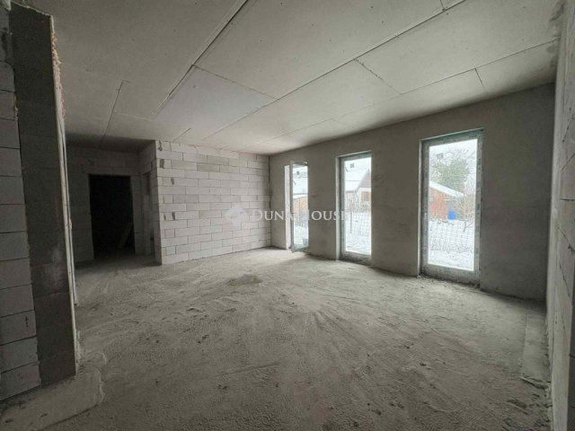 Eladó ikerház, Inárcson 78.99 M Ft, 4 szobás