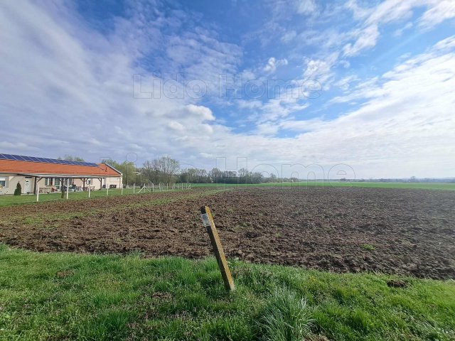 Eladó telek, Felsőrajkon 2.2 M Ft / költözzbe.hu