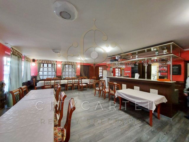 Eladó üzlethelyiség, Dunaföldváron 104.99 M Ft