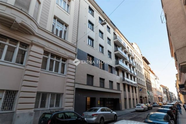 Eladó üzlethelyiség, Budapesten, VI. kerületben 37.125 M Ft