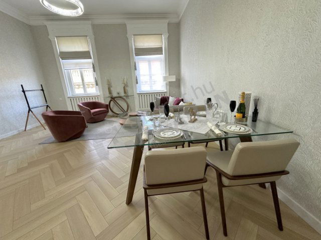 Kiadó téglalakás, albérlet, V. kerületben, Alkotmány utcában