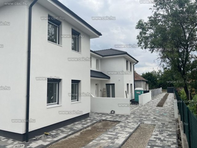 Eladó ikerház, Budapesten, XVIII. kerületben 124.99 M Ft
