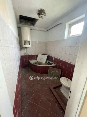 Eladó családi ház, Nagyecseden 9 M Ft, 3 szobás