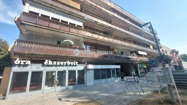 Eladó üzlethelyiség, Dombóváron 33 M Ft / költözzbe.hu
