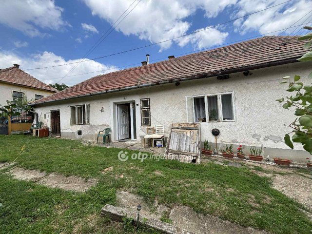 Eladó családi ház, Göncön 14.5 M Ft, 2 szobás