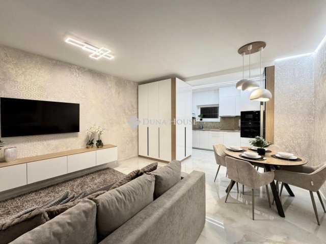 Kiadó téglalakás, albérlet, Debrecenben 250 E Ft / hó, 2 szobás